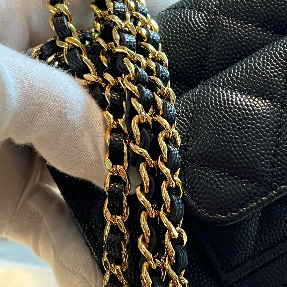 CHANEL Black Caviar Twin Pocket Quilted CAVIAR WOC - Picture 11 of 16